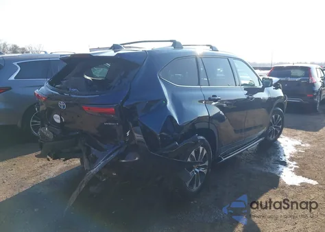 2020 Toyota Highlander Hybrid Xle z USA, uszkodzony, nr VIN 5TDGBRCH5LS512417